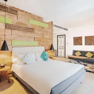 Kamaniiya Petitenget 3*, Seminyak Indonesien